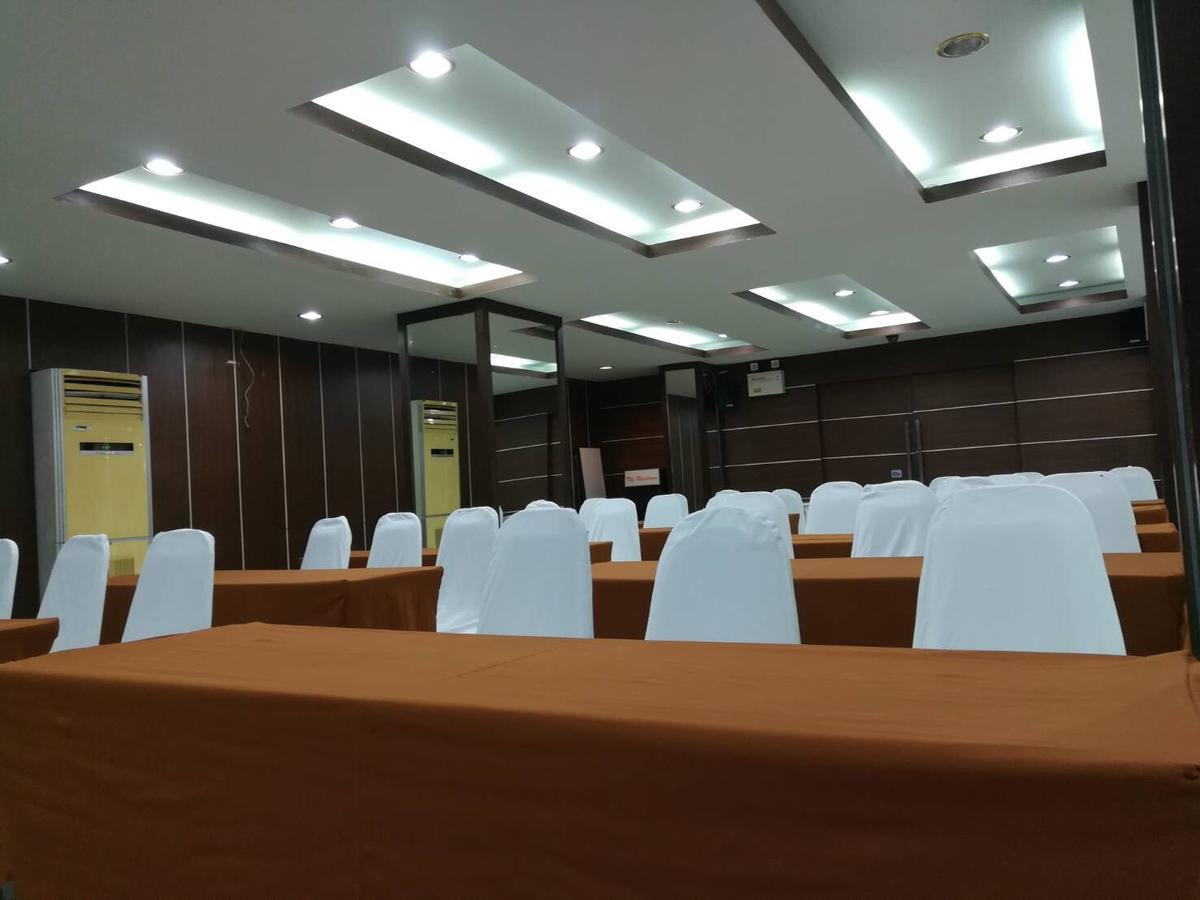 The Residence Prachinburi 304 Экстерьер фото